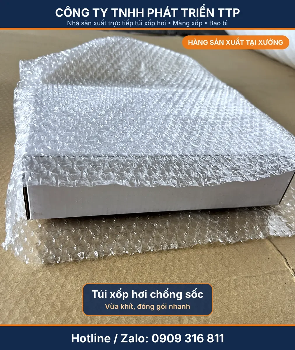 Túi xốp hơi chống sốc vừa khít hộp hàng tại xưởng TTP